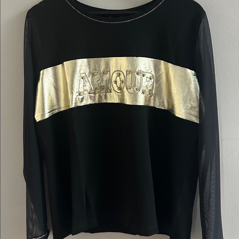 J-649 AMOUR Black Long Sleeve top by TRICOTTO